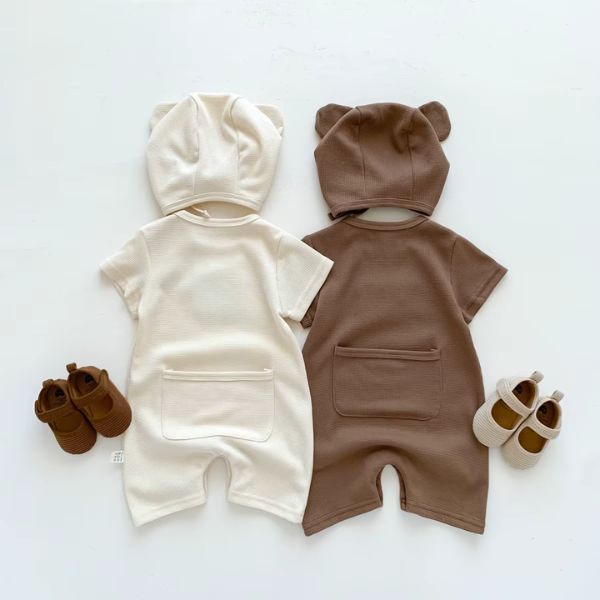 Pyjama bébé garçon écru et camel. Bonnets assortis inclus.